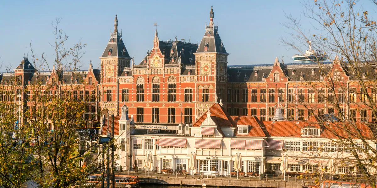 محطة أمستردام المركزية